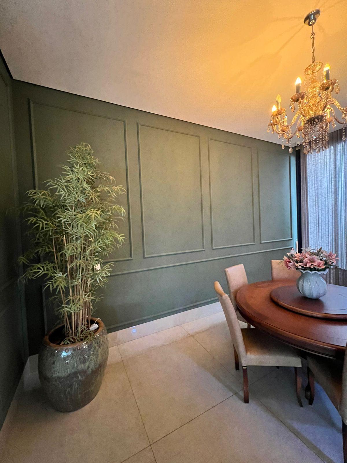Moldura boiserie painel geométrico instalado pela Aplik Decor