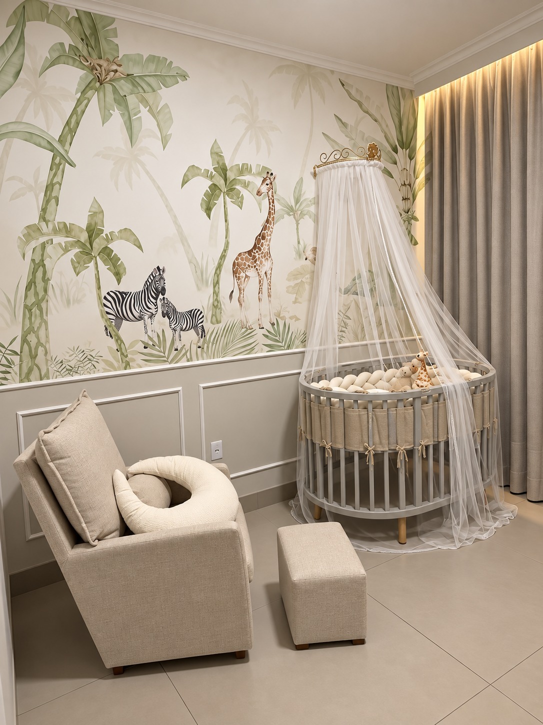 Moldura boiserie em painel de luxo personalizado
